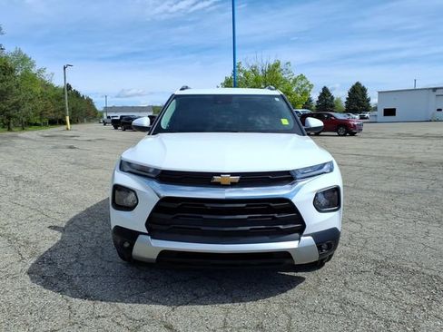 Certified 2023 Chevrolet TrailBlazer LT w/ Convenience Package FWD image 2