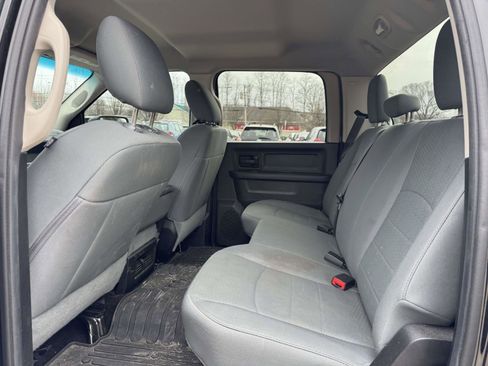 Used 2016 RAM 1500 Express w/ Black Ram 1500 Express Group image 9