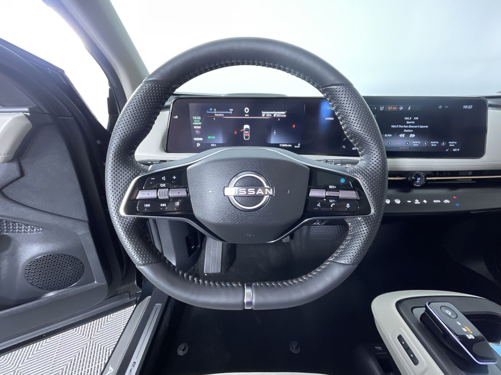 Certified 2024 Nissan Ariya AWD image 16