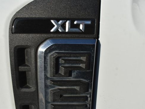 Used 2023 Ford F250 XLT image 5