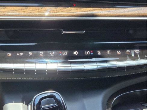 Used 2023 Cadillac Escalade Sport Platinum RWD image 29