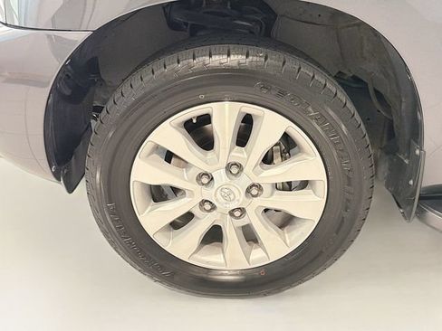 Certified 2019 Toyota Sequoia Platinum AWD/4WD image 30