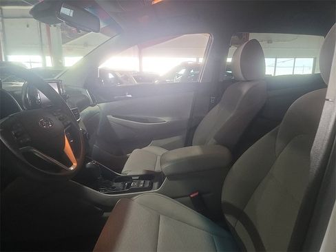 Used 2020 Hyundai Tucson SEL image 15