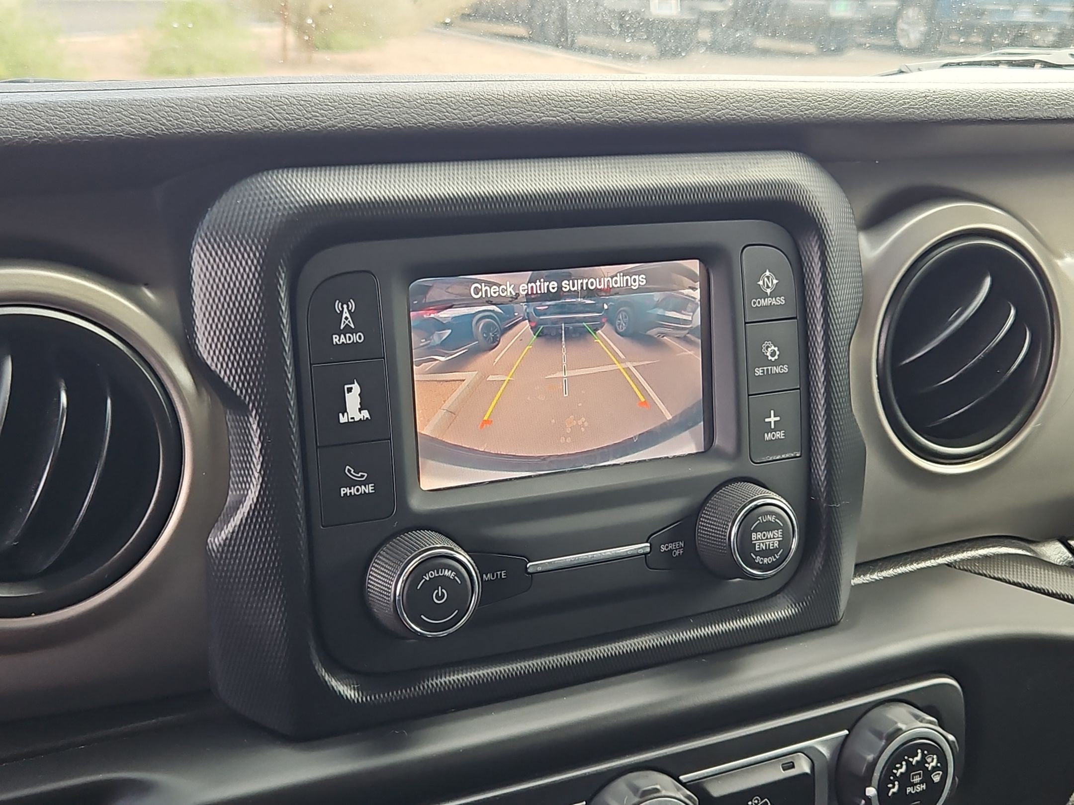 Used 2020 Jeep Wrangler Sport AWD/4WD image 18