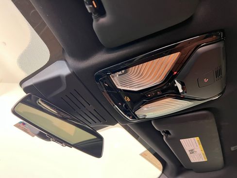 Certified 2024 BMW X5 sDrive40i w/ Premium Package image 17