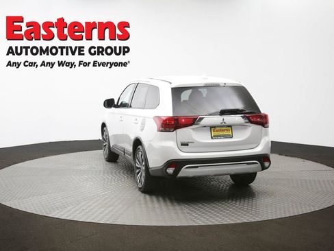 Used 2020 Mitsubishi Outlander ES image 65