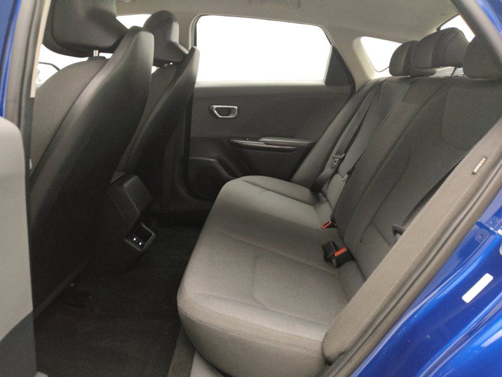 Used 2025 Kia K4 FWD image 18