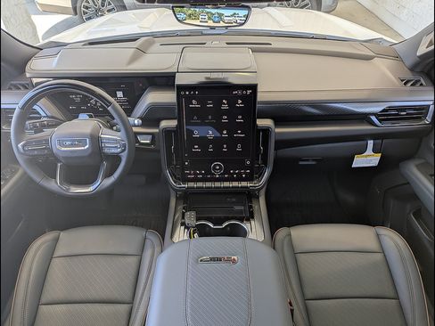New 2026 GMC Yukon XL AT4 w/ AT4 Premium Plus Package AWD/4WD image 17
