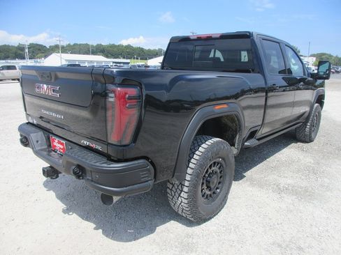 New 2026 GMC Sierra 2500 AT4X w/ AT4X AEV Edition AWD/4WD image 5