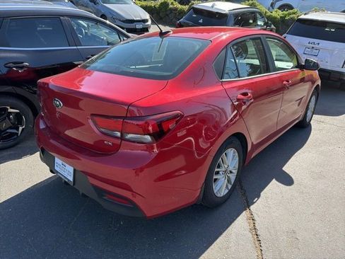 Used 2018 Kia Rio EX FWD image 3