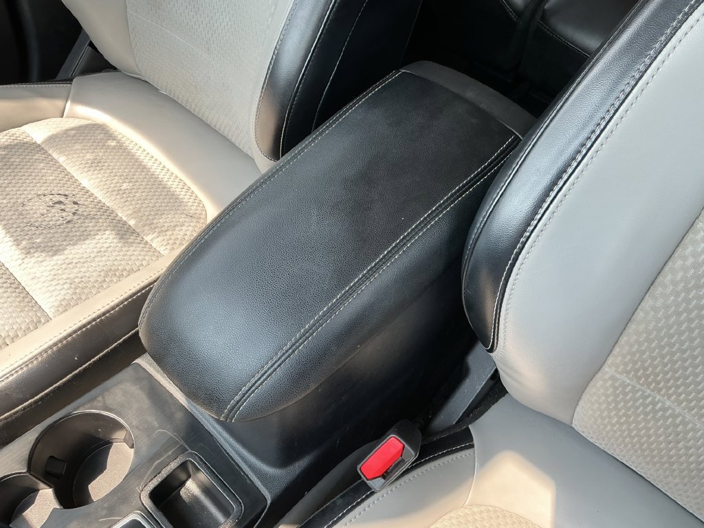 Certified 2023 Ford Escape SE FWD image 29