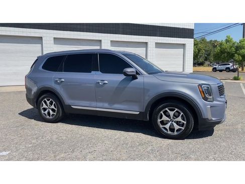 Used 2021 Kia Telluride EX w/ Towing Package image 4