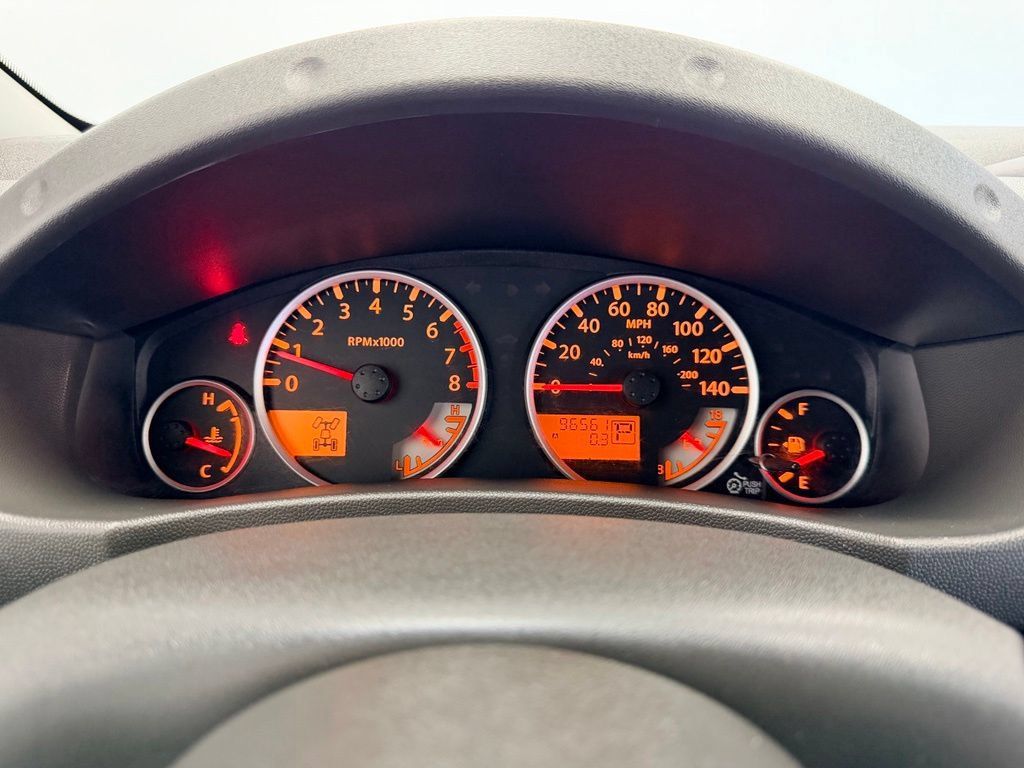 Used 2018 Nissan Frontier PRO-4X AWD/4WD image 15
