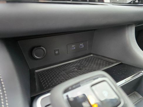 New 2025 Nissan Pathfinder Platinum image 38