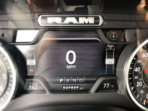 Certified 2024 RAM 1500 Big Horn AWD/4WD image 33