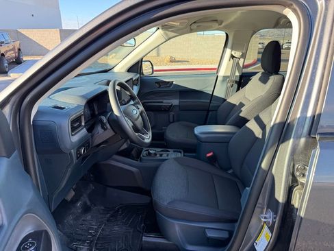 Used 2025 Ford Maverick XL image 9