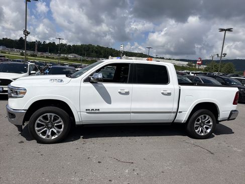 Used 2024 RAM 1500 Limited AWD/4WD image 11