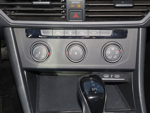 Used 2024 Volkswagen Jetta S image 11