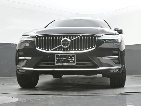 Certified 2023 Volvo XC60 B5 Ultimate w/ Climate Package AWD/4WD image 37