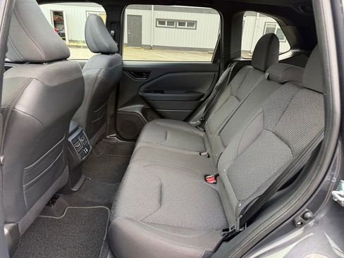 Certified 2025 Subaru Forester Premium image 13