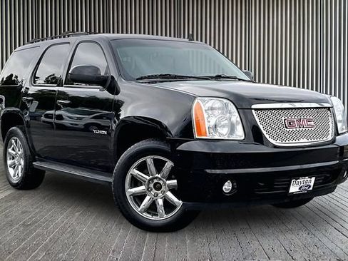 Used 2011 GMC Yukon SLT w/ SLT-2 Equipment Package AWD/4WD image 10