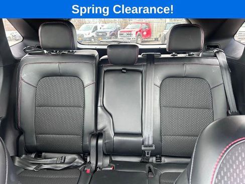 Certified 2025 Ford Escape ST-Line Select AWD/4WD image 13