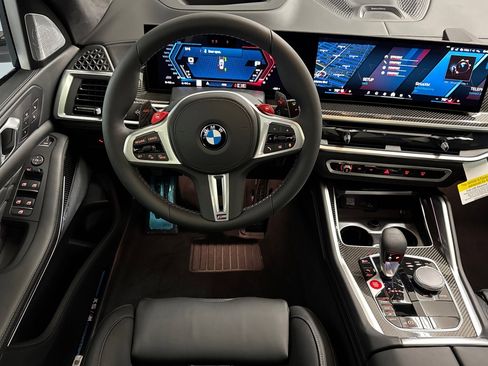 New 2026 BMW X5 M Competition w/ Executive Package image 3