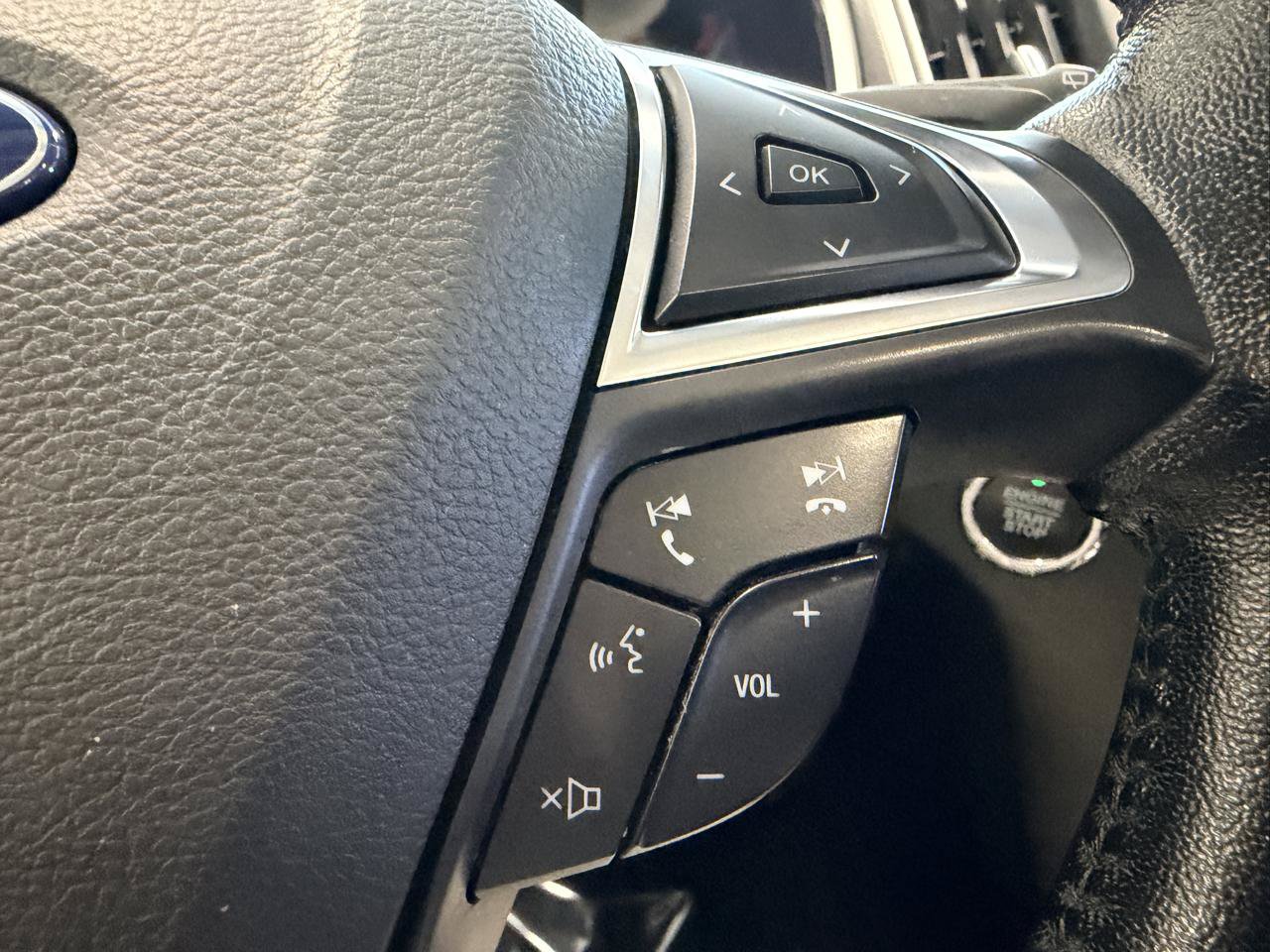 Used 2019 Ford Edge SEL w/ Equipment Group 201A AWD/4WD image 37