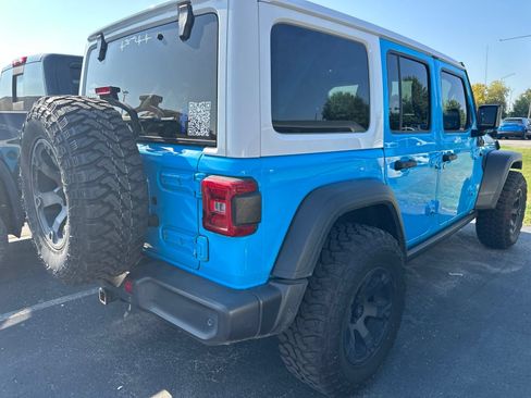 Used 2021 Jeep Wrangler Unlimited Sport AWD/4WD image 3