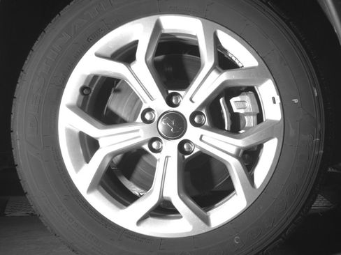 Used 2025 Jeep Compass Latitude image 13