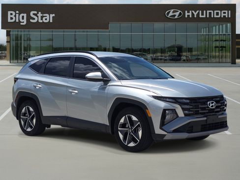 Used 2025 Hyundai Tucson SEL FWD image 6