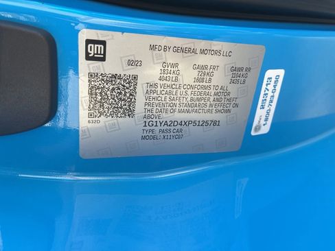 Used 2023 Chevrolet Corvette Stingray Coupe w/ Z51 Performance Package image 16