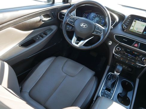 Used 2019 Hyundai Santa Fe AWD image 9