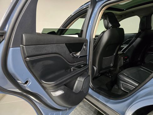 New 2025 Lincoln Corsair Reserve w/ Equipment Group 202A image 32