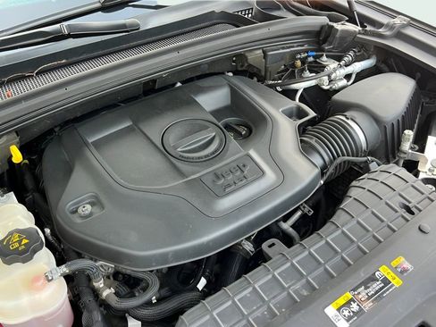 Used 2022 Jeep Grand Cherokee L Overland w/ Luxury Tech Group IV image 43