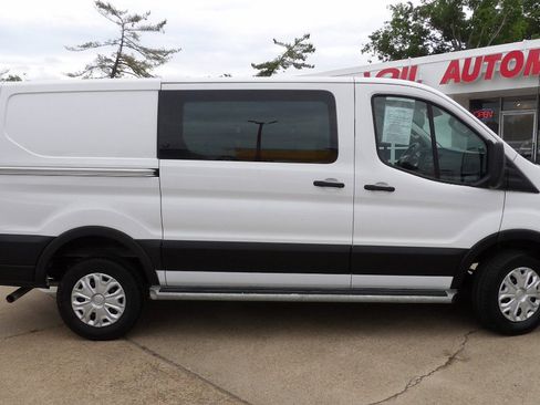 Used 2024 Ford Transit 250 Low Roof w/ Exterior Upgrade Package RWD image 2