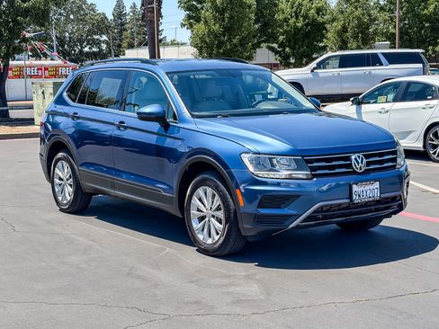Used 2019 Volkswagen Tiguan SE FWD image 5
