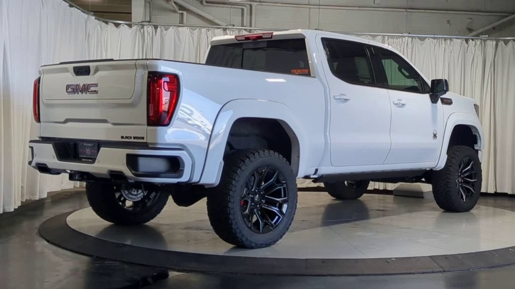 New 2026 GMC Sierra 1500 AT4 w/ AT4 Premium Package AWD/4WD image 9