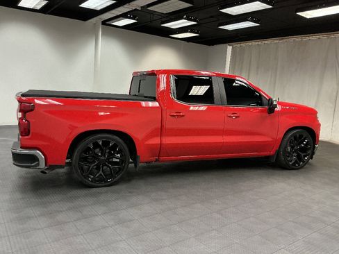 Used 2019 Chevrolet Silverado 1500 LT w/ All-Star Edition image 8