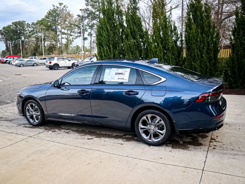 New 2026 Honda Accord EX-L image 7