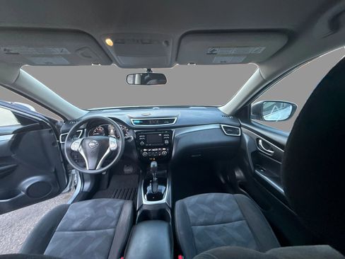 Used 2015 Nissan Rogue SV image 19