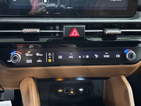 New 2026 Kia Sportage X-Line w/ X-Line Premium Package AWD/4WD image 22