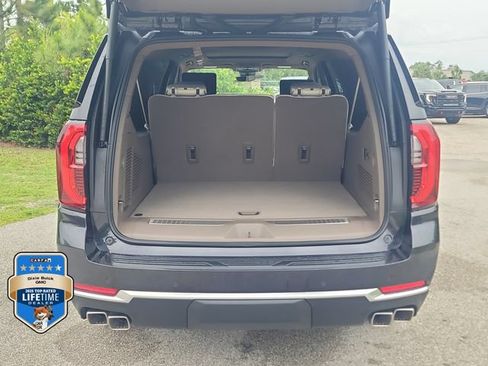New 2026 GMC Yukon XL Denali w/ Denali Reserve Package AWD/4WD image 5