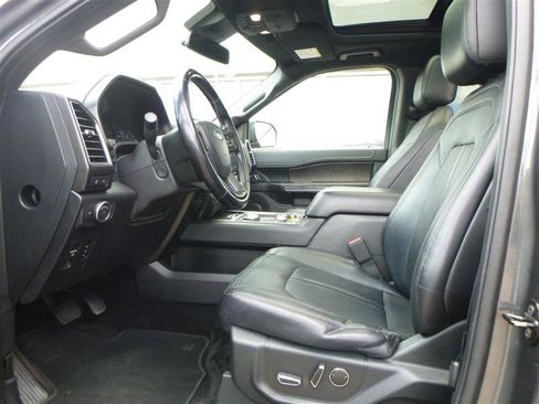 Used 2018 Ford Expedition Max Limited w/ Equipment Group 302A AWD/4WD image 5