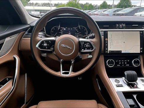 Used 2023 Jaguar F-PACE S AWD/4WD image 5