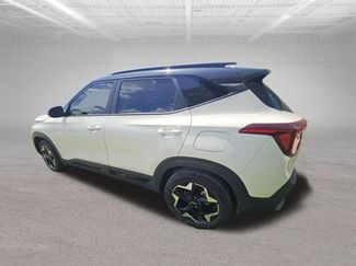 Used 2025 Kia Seltos S FWD video 3