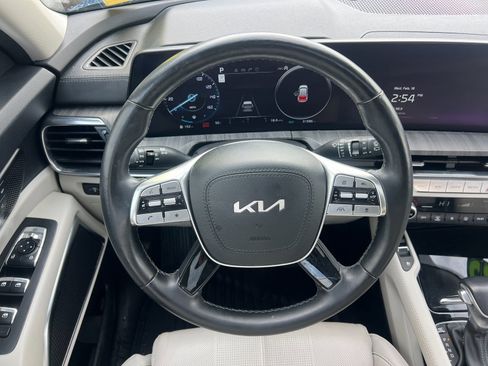 Certified 2023 Kia Telluride SX image 14