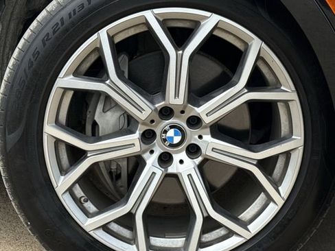 Used 2020 BMW X7 xDrive40i w/ Premium Package AWD/4WD image 11