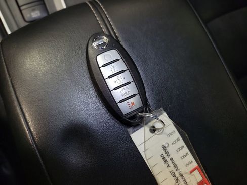 Used 2019 Nissan Altima 2.0 Edition One image 16