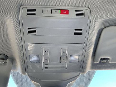 Certified 2025 Volkswagen Jetta S image 16